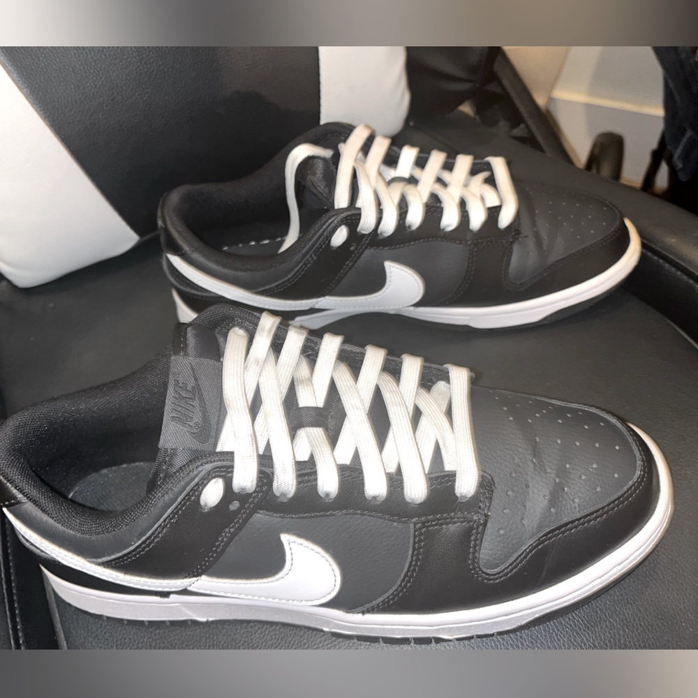 GOOD CONDITION WORN A FEW TIMES NIKE PANDA 🐼 DUNKS ✍🏾🧾🔛🔥🔥🔥